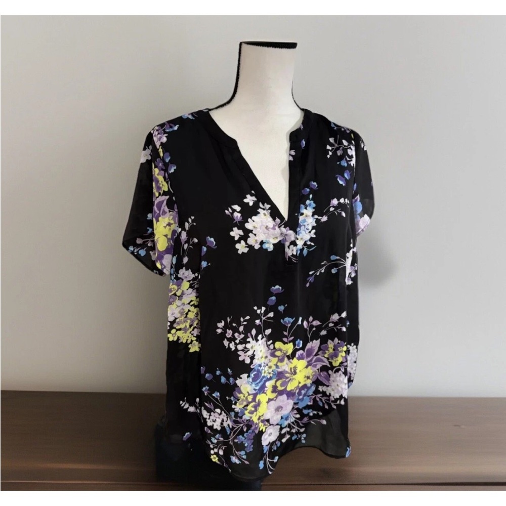 Torrid Harper Floral Blouse Size M/L 10 or Torrid 00